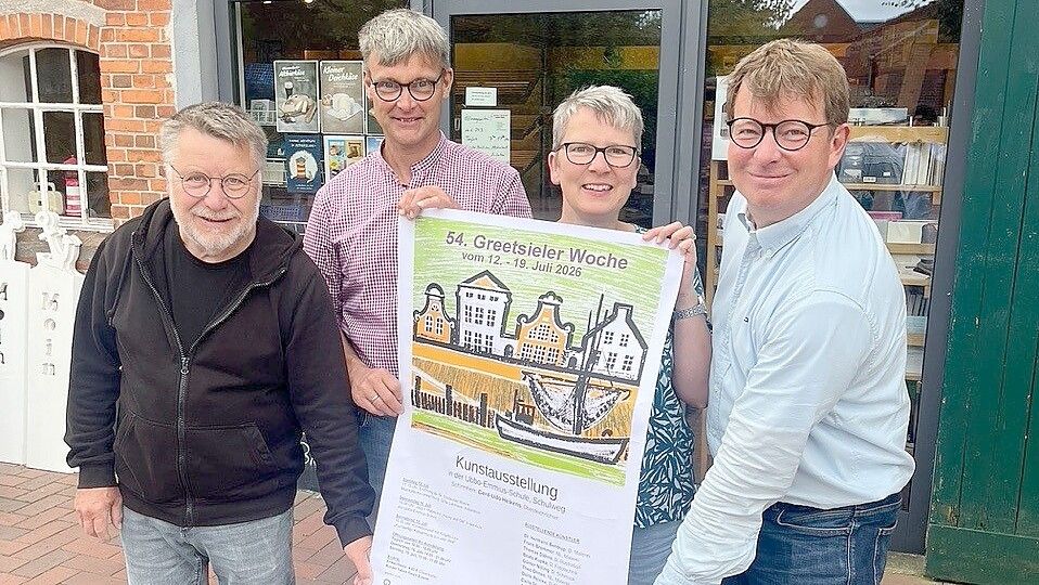 Arbeitskreismitglied Gerhard Rah, Schirmherr Oberdeichrichter Gerd-Udo Heikens, Arbeitskreismitglieder Silke de Beer und Dr. Georg Ackermann freuen sich auf die Greetsieler Woche. Foto: Arbeitskreis Greetsieler Woche