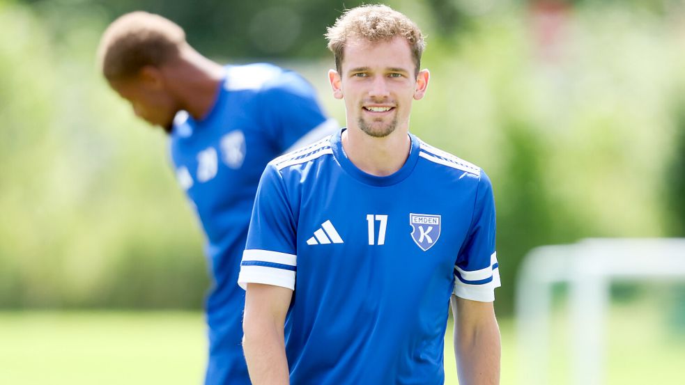 Nils Kaiser trainiert momentan bei Kickers Emden mit und wird auch im Freundschaftsspiel gegen Preußen Münster auflaufen. Foto: Doden/Emden