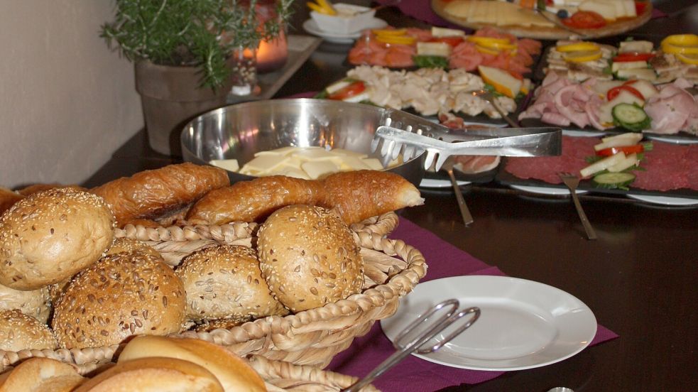 Beim Frühstück gibt es Regeln – Darf man etwas mitnehmen oder nicht? Foto: Pixabay