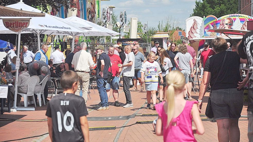 Am Wochenende, 7. bis 9. August 2026, war viel in Jemgum beim Müggenmarkt los. Foto: Bodo Wolters