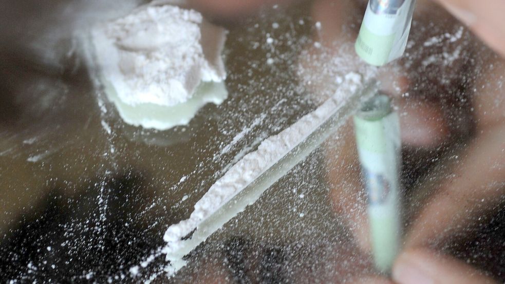 Ein 30-jähriger Mann aus dem Landkreis Aurich soll unter anderem mit Kokain gedealt haben. Foto: Frank Leonhardt/dpa