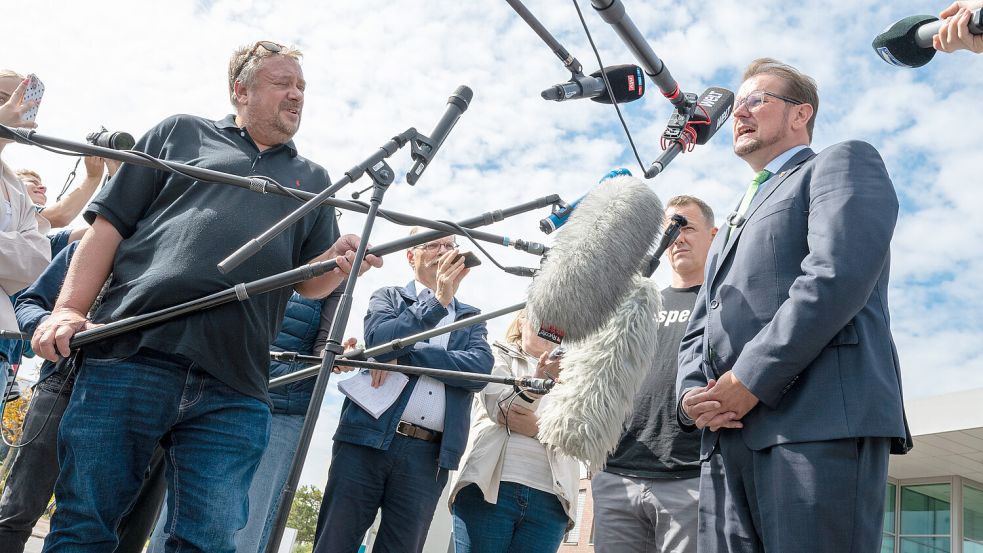Die Pressekonferenz bei VW in Emden. Foto: Klaus Ortgies