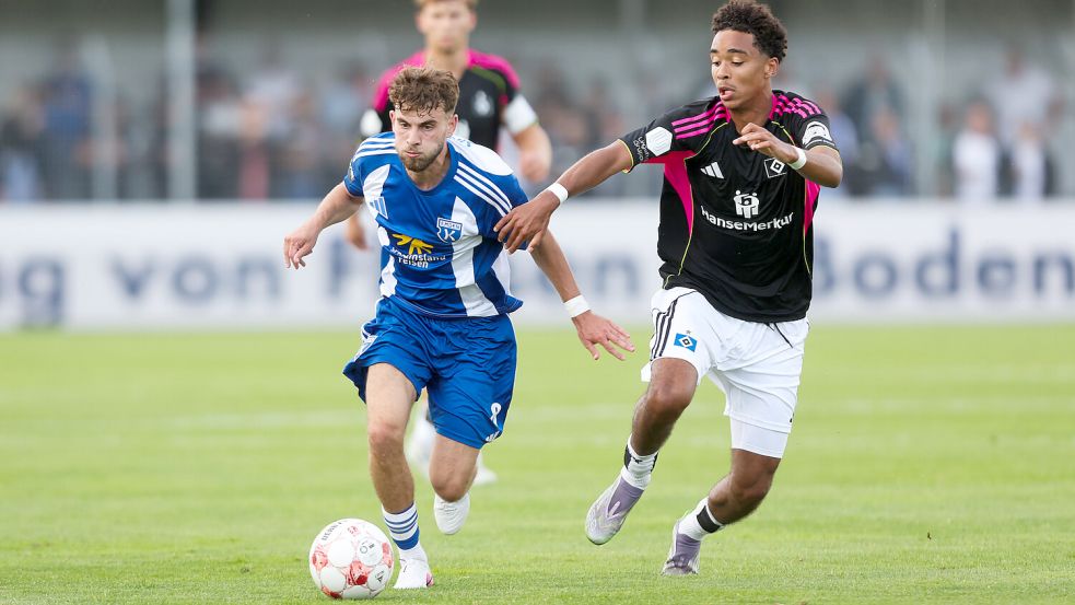 Bodgan Shubin ist Mittelfeldantreiber bei Kickers Emden. Foto: Jens Doden/ Emden